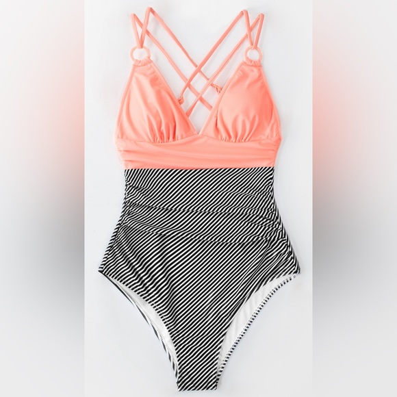 NWT CUPSHE Women’s One Piece Tummy Control Swimsuit, Size XL - Picture 3 of 6